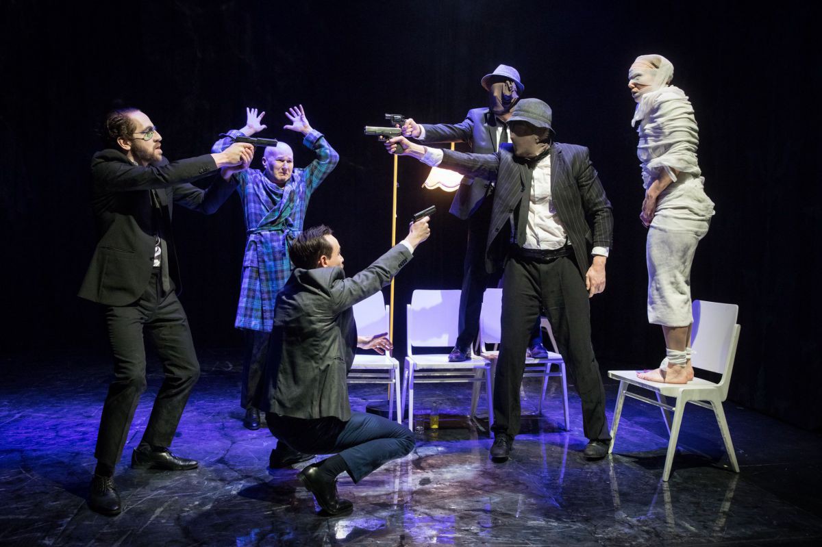 © Anna Stöcher Sven Kaschte, Georg Schubert, Raphael Nicholas, Alexander Braunshör, Jens Claßen und Elisabeth Veit, (Ein) Kätchen.Traum, TAG Theater