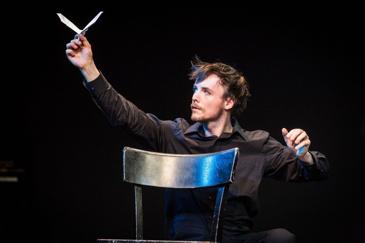 © Anna Stöcher Raphael Nicholas, Das Spiel: Die Möwe, TAG Theater