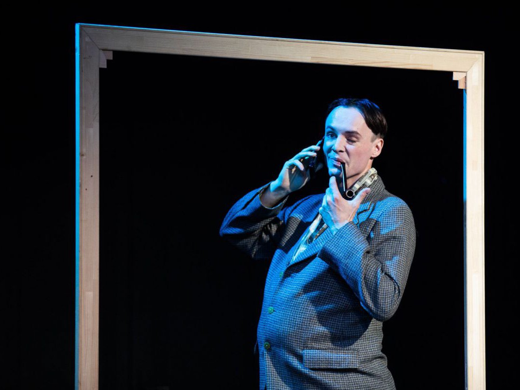 Raphael Nicholas in Dorian Gray, TAG Theater Raphael Nicholas in Dorian Gray, TAG Theater