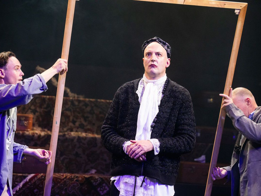 Raphael Nicholas, Alexander Braunshör und Geog Schubert in Dorian Gray, TAG Theater Raphael Nicholas, Alexander Braunshör und Geog Schubert in Dorian Gray, TAG Theater