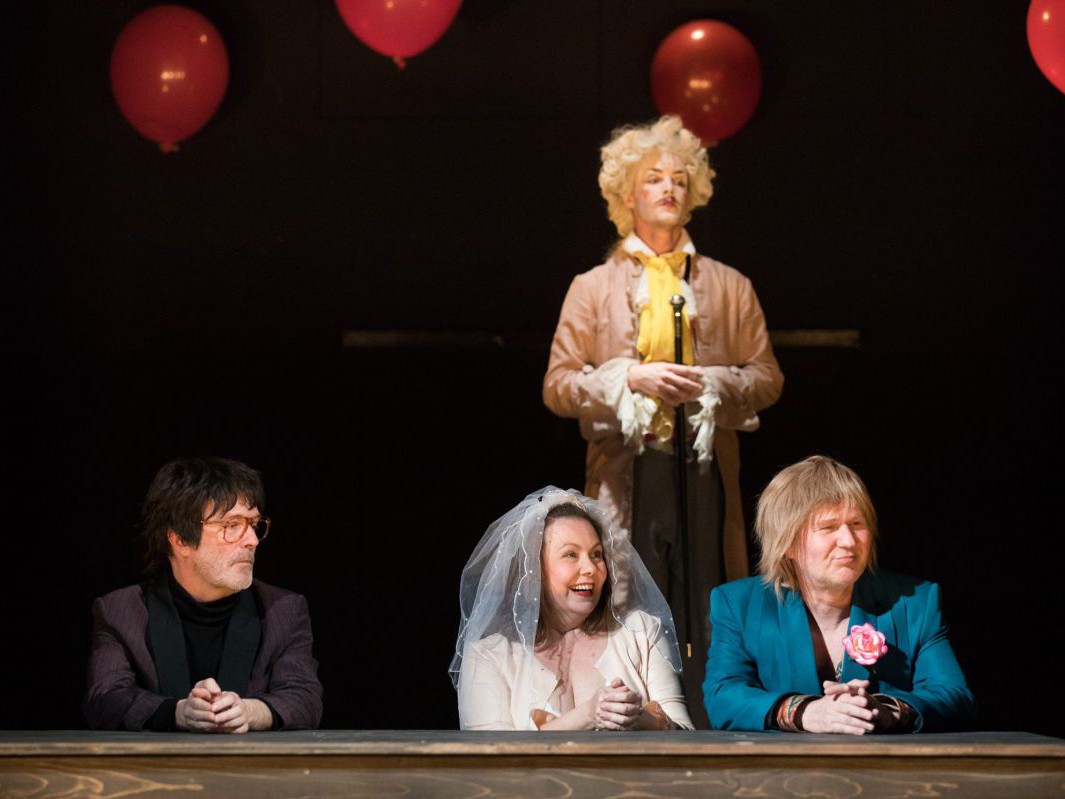 Jens Claßen, Petra Strasser, Raphael Nicholas und Georg Schubert, Unterm Strich TAG Theater Jens Claßen, Petra Strasser, Raphael Nicholas und Georg Schubert, Unterm Strich TAG Theater