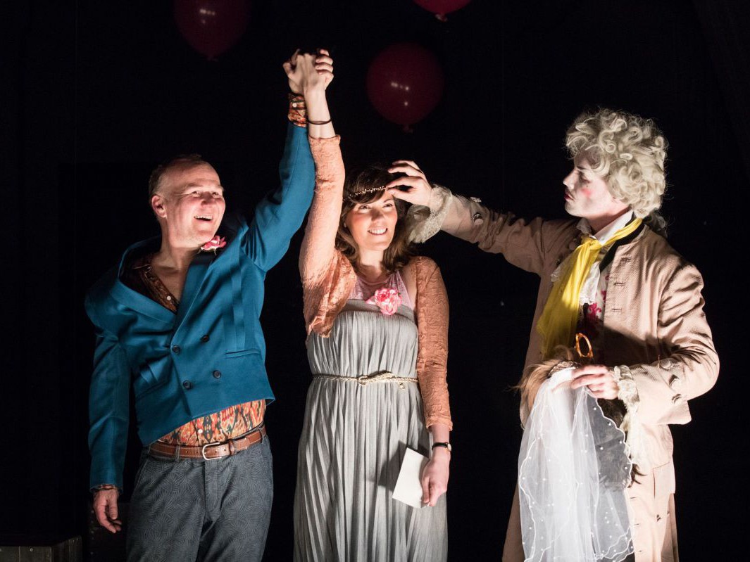 Georg Schubert, Lisa Schrammel und Raphael Nicholas, Unterm Strich, TAG Theater Georg Schubert, Lisa Schrammel und Raphael Nicholas, Unterm Strich, TAG Theater
