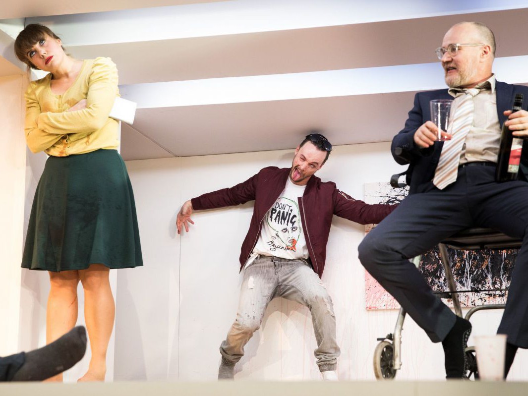Elisabeth Veit, Raphael Nicholas und Georg Schubert, Der Nachmittag der lebenden Toten, TAG Theater Elisabeth Veit, Raphael Nicholas und Georg Schubert, Der Nachmittag der lebenden Toten, TAG Theater