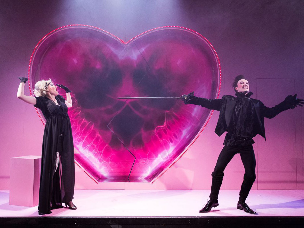 Michaela Kaspar und Raphael Nicholas, Kissing Mister Christo, TAG Theater Michaela Kaspar und Raphael Nicholas, Kissing Mister Christo, TAG Theater