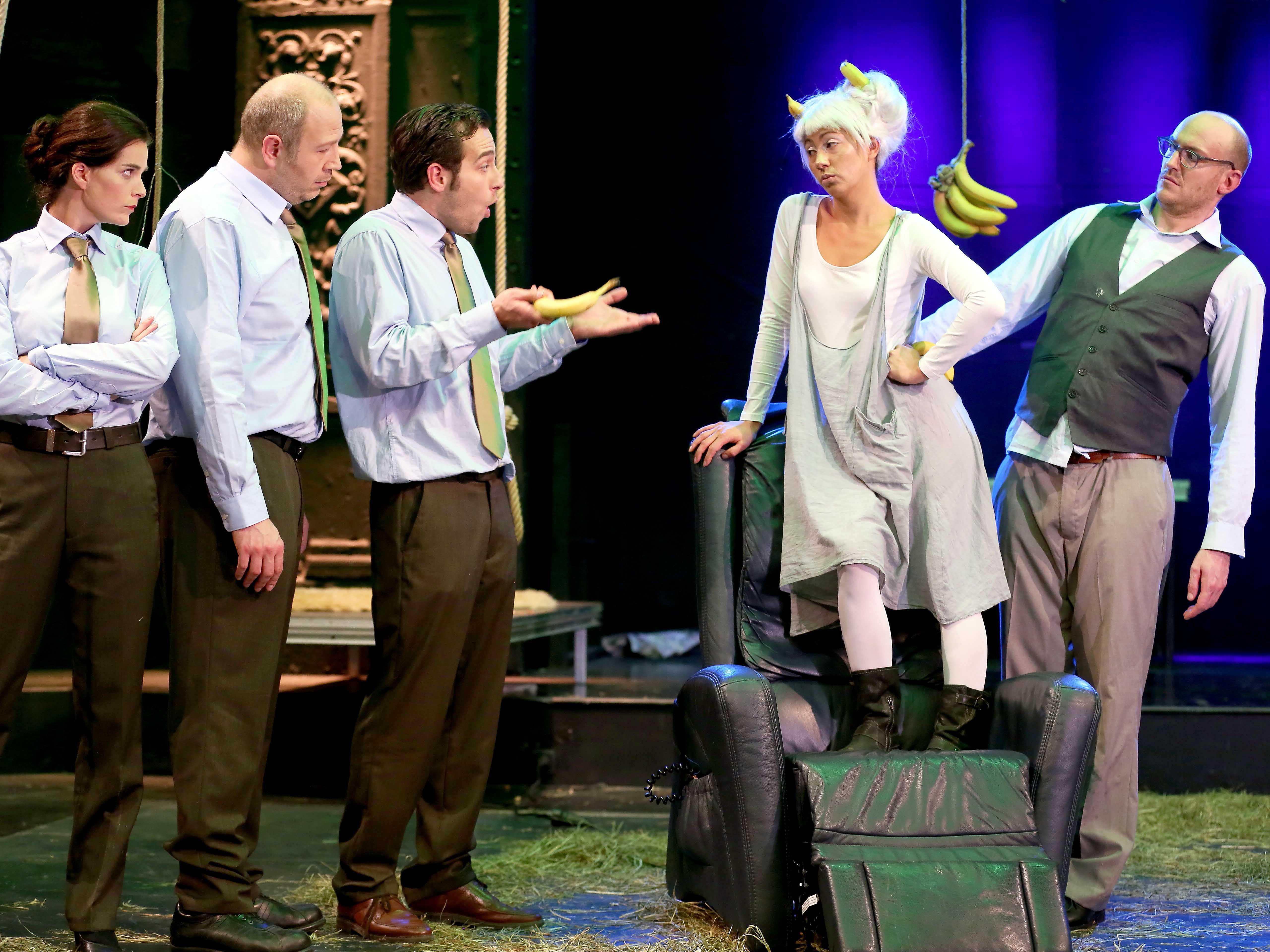 Eva Klemt, Erol Ünsalan, Clemens Berndorff, Karin Yoko Jochum und Alexander Braunshör, Kill Hill, TAG Theater Eva Klemt, Erol Ünsalan, Clemens Berndorff, Karin Yoko Jochum und Alexander Braunshör, Kill Hill, TAG Theater