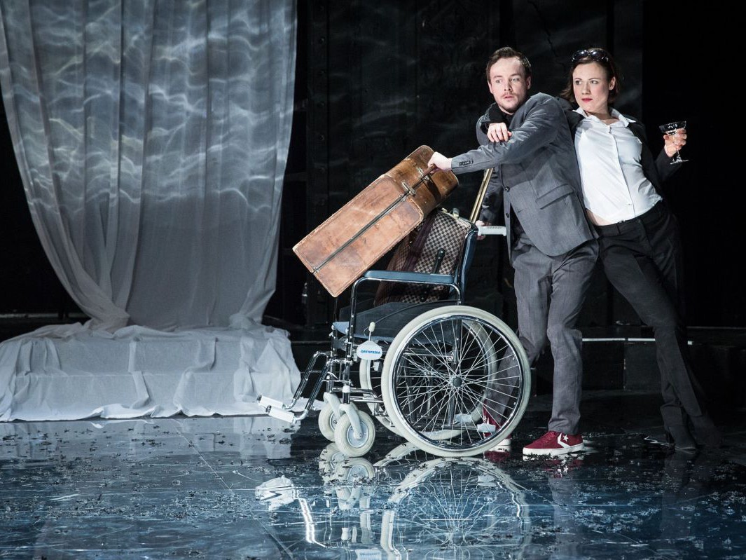 Raphael Nicholas und Julia Schranz, Kreon, TAG Theater Raphael Nicholas und Julia Schranz, Kreon, TAG Theater