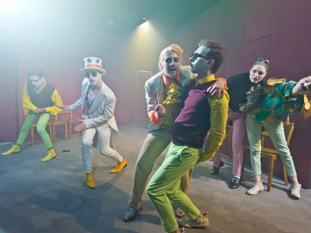 Empöhrt euch, ihr Krähwinkler! Musik und Kunst Privatuniversität der Stadt Wien, TAG Theater Empöhrt euch, ihr Krähwinkler! Musik und Kunst Privatuniversität der Stadt Wien, TAG Theater