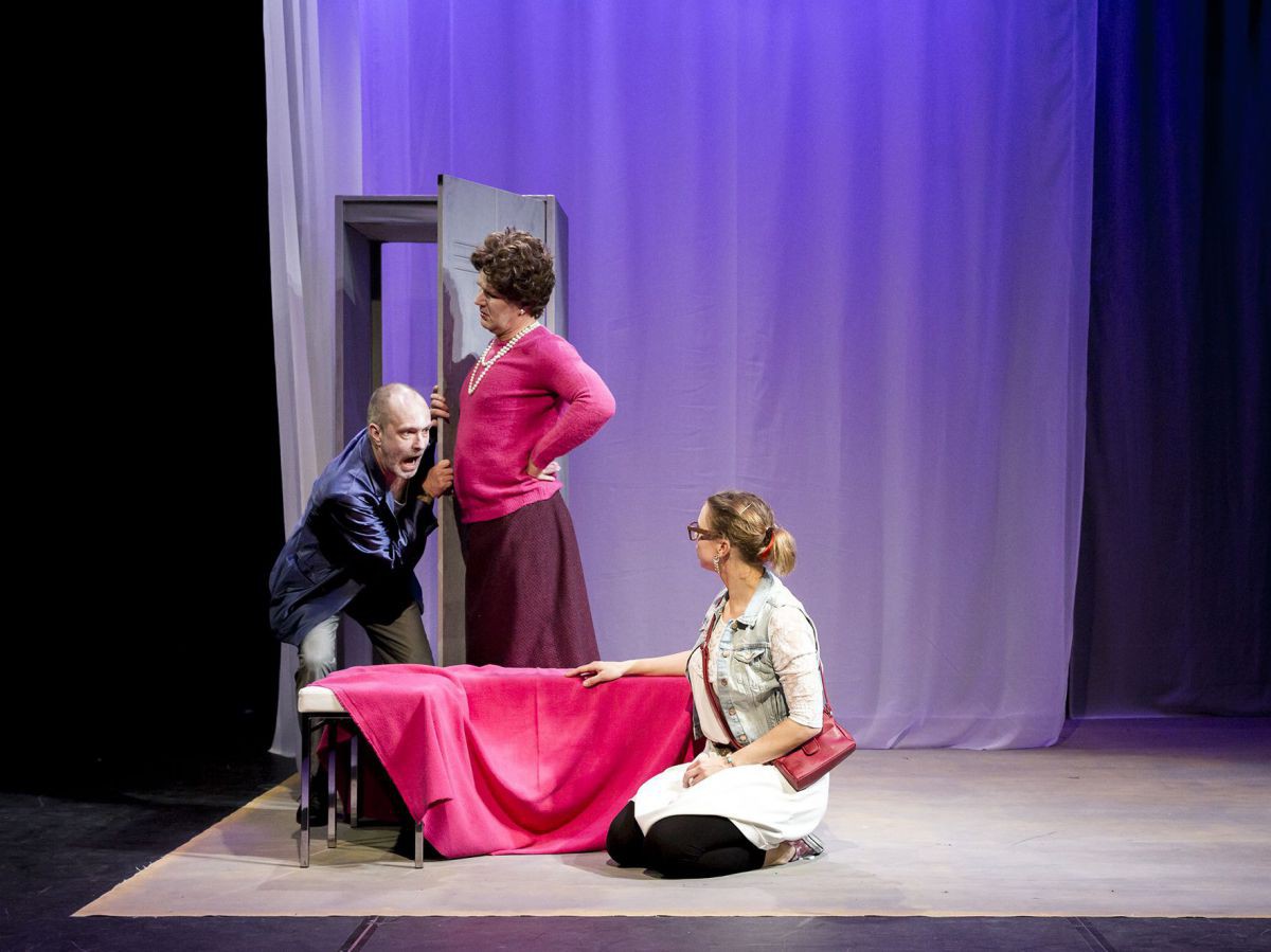© Judith Stehlik Jens Claßen, Georg Schubert und Elisabeth Veit, Faust-Theater, TAG Theater